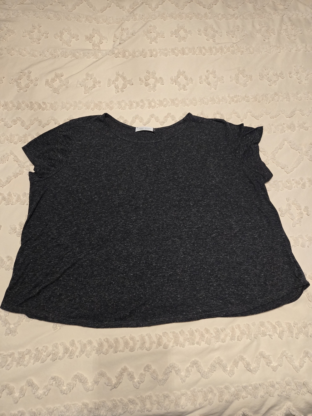 Star Vixen Heathered Charcoal Short Sleeve Tee